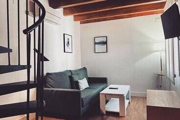 Real Segovia Apartments