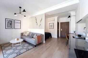 Real Segovia Apartments