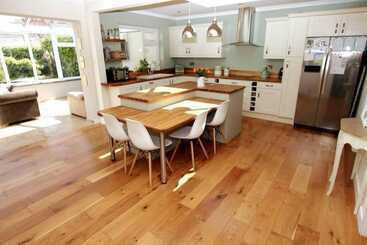 اقامتگاه Spacious Family Holiday Property In Paignton