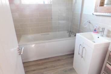 Spacious 2 Bed Lodge In Bury Saint Edmunds