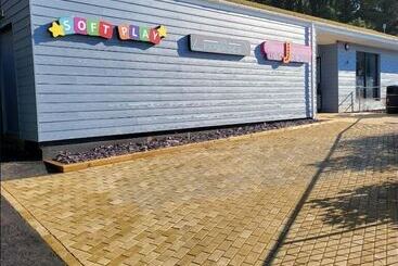Exotic 3 Bed Caravan At Newquay Holiday Park