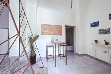 هتل Albergo Diffuso Cortellenica