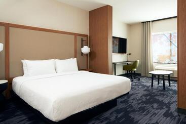 هتل Fairfield By Marriott Inn & Suites Palmdale West