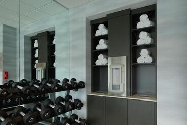 هتل Fairfield By Marriott Inn & Suites Palmdale West