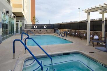 هتل Fairfield By Marriott Inn & Suites Palmdale West