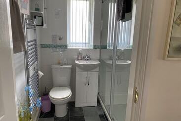 Luxury Dog Friendly Cottage Sleeps 4