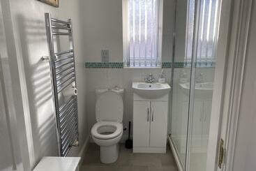 Luxury Dog Friendly Cottage Sleeps 4