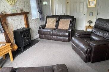 Luxury Dog Friendly Cottage Sleeps 4