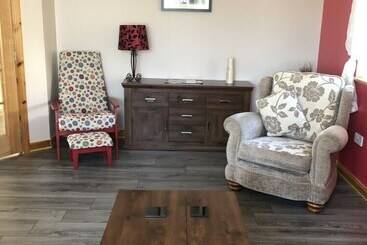 Inviting 2 Bed House In Isle Of Lewis
