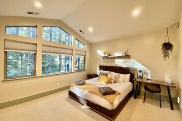 White Tahoe Cottage