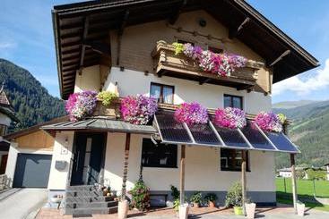דירות לתיירים Appartement Eberharter Conny
