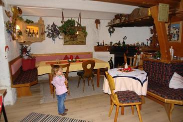 تختخواب و صبحانه Schnapperhof