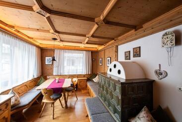 Alpenland Gerlos Hotel & Breakfast