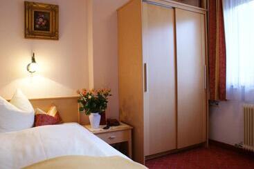 هتل Gasthof Riederhof