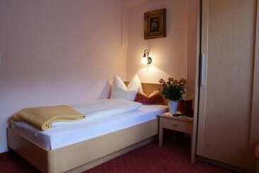 هتل Gasthof Riederhof