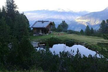 هتل Landhaus Dengg