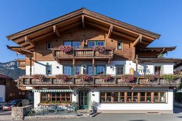 هتل Alpin Tyrol   Kitzbüheler Alpen