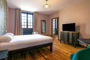 هتل Ibis Styles Dijon Sud Domaine De Beauregard 21600 Longvic