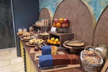 هتل Ibis Styles Dijon Sud Domaine De Beauregard 21600 Longvic