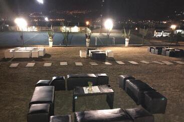 هتل Los Carolinos By Dot Cabana