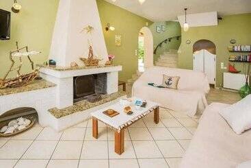 پانسیون Villa Nafsika With Amazing View