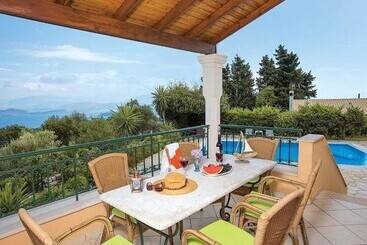 پانسیون Villa Nafsika With Amazing View
