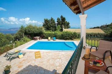 پانسیون Villa Nafsika With Amazing View