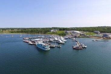 ホテル Champlin S Marina & Resort