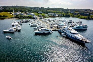 ホテル Champlin S Marina & Resort