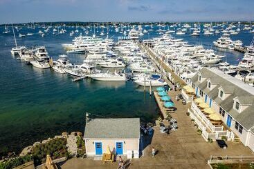 ホテル Champlin S Marina & Resort