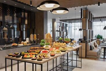 هتل Courtyard By Marriott Szczecin City