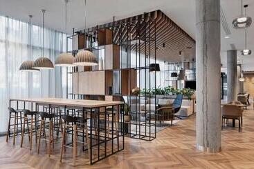 هتل Courtyard By Marriott Szczecin City