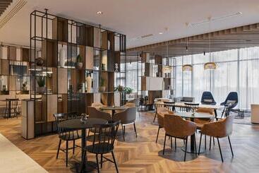 هتل Courtyard By Marriott Szczecin City