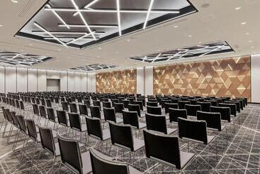 هتل Courtyard By Marriott Szczecin City