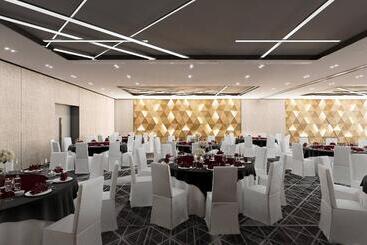 هتل Courtyard By Marriott Szczecin City
