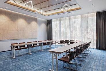 هتل Courtyard By Marriott Szczecin City