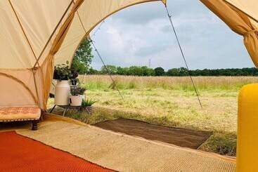 Private Glamping In A Vintage Caravan & Bell Tent