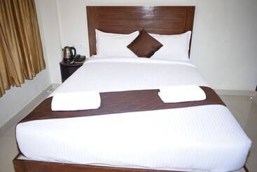 هتل Rani Residency