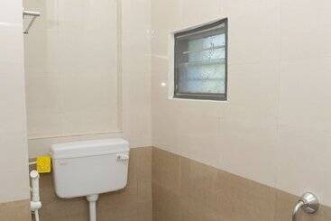 هتل Rani Residency