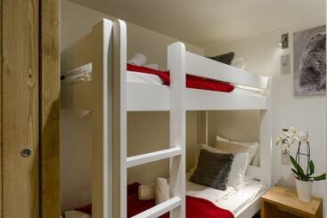 住所  Annapurna By Alpine Resorts
