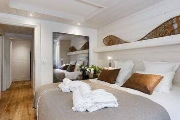 住所  Annapurna By Alpine Resorts