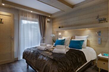 住所  Annapurna By Alpine Resorts