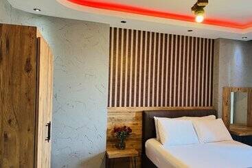 هتل آپارتمان Aria Plus Ev Otel