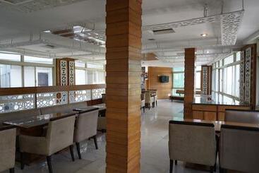 호텔 Value And Spa By Decentstayz