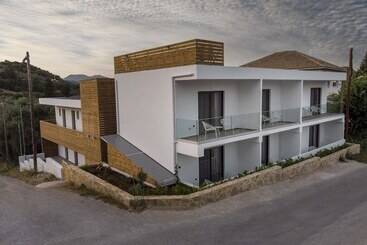 Sigma Luxury Rooms - Igoumenitsa