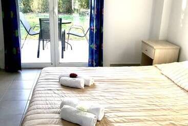 Banos Apartments And Swimming  Pool