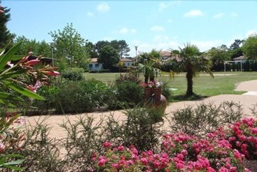هتل Domaine Du Pignada
