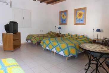 هتل La Casa De Feli