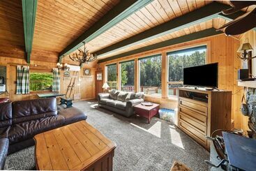 Cowlitz River Cabin