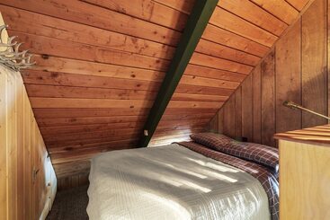 Cowlitz River Cabin